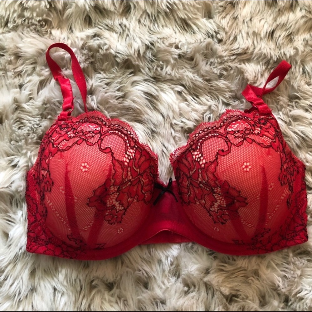 Red lace bra